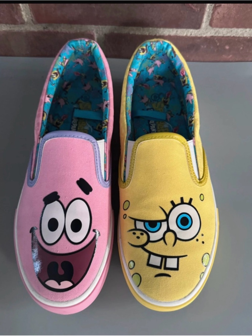 Licensed SpongeBob & Patrick Slip-On Sneakers for Women - Yellow & Pink